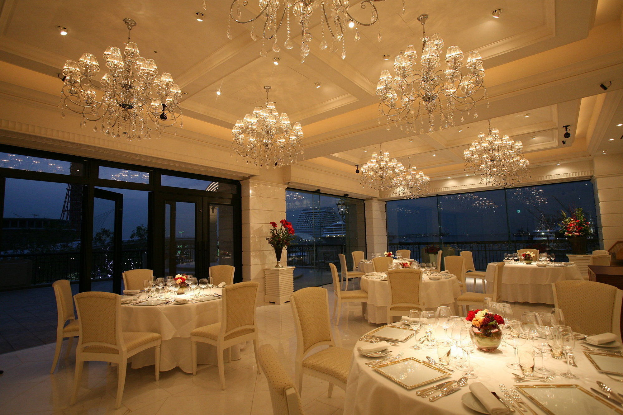 Hotel La Suite Kobe Harborland Restoran fotoğraf